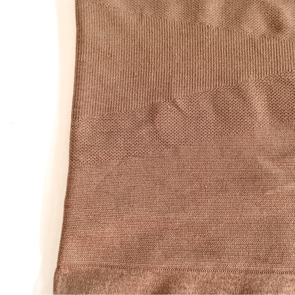 F.I.T FIGURE IMPROVING TECHNOLOGY Ribbed Seamless Shapewear Briefs Size Large - Picture 6 of 7